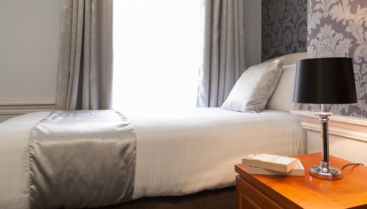 Гостевой дом Clifden House by Nina Дублин-23