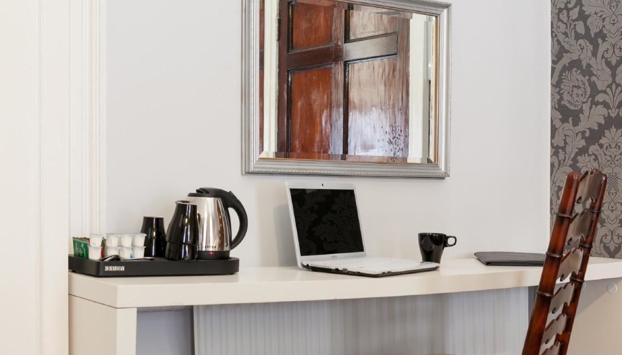 Гостевой дом Clifden House by Nina Дублин-26