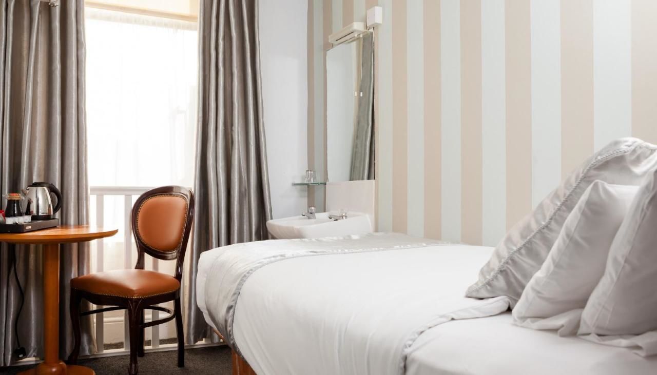 Гостевой дом Clifden House by Nina Дублин-32